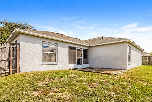 Building Photo - 819 Shore Breeze Way