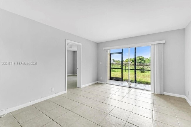 Building Photo - 7900 Fairview Dr