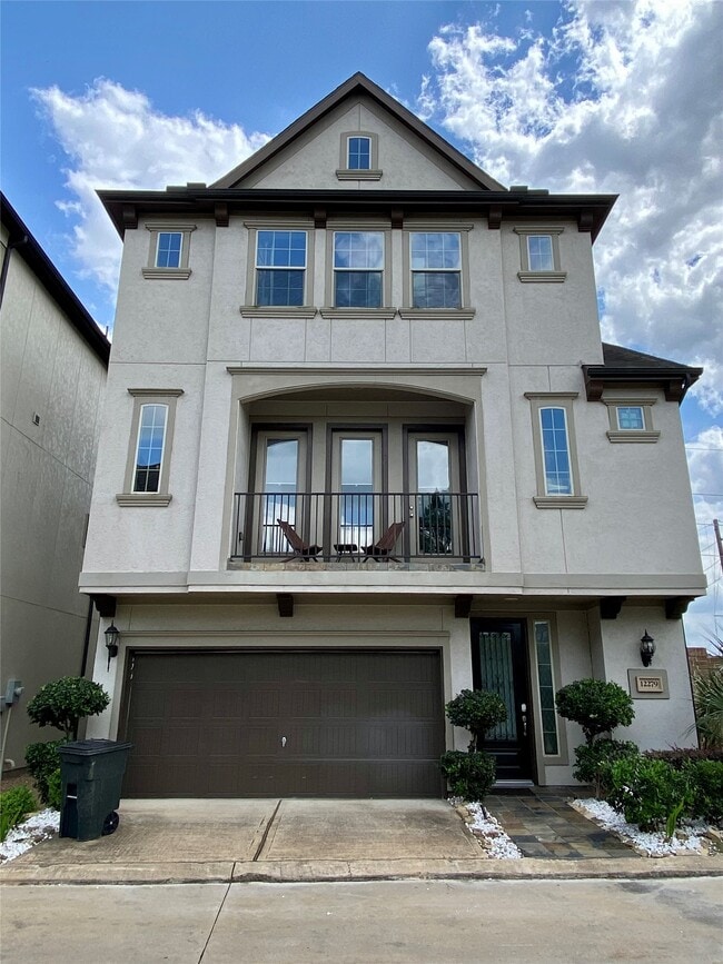 Building Photo - 12279 Oxford Cres Cir