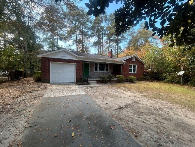 Building Photo - 623 S Beltline Blvd