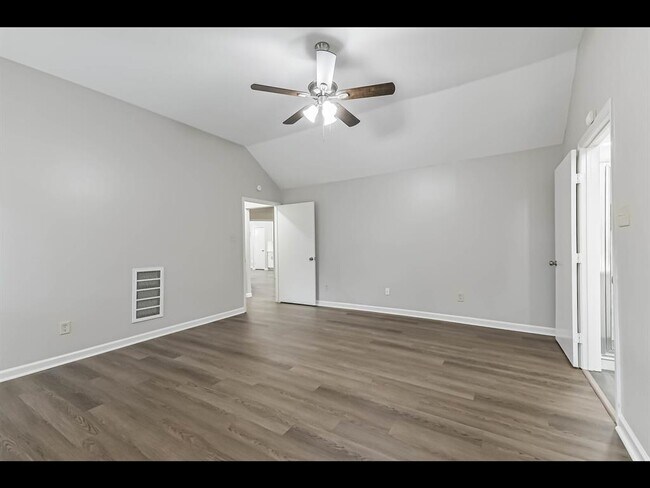 Building Photo - 3627 Liles Ln