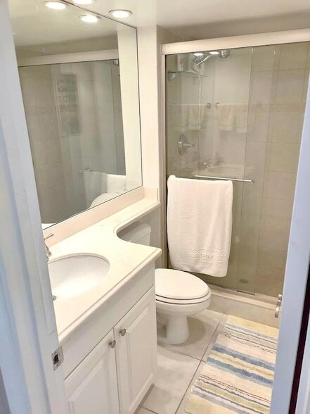 Building Photo - 3031 N Ocean Blvd