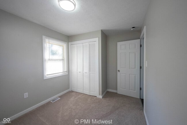 Building Photo - 2945 N Denny St