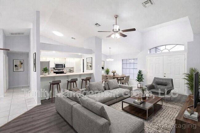 Building Photo - 10348 Belltower St