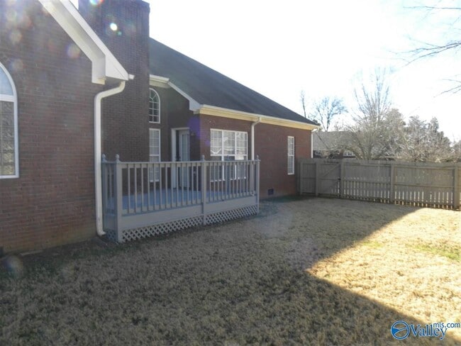 Building Photo - 214 Mainsail Way