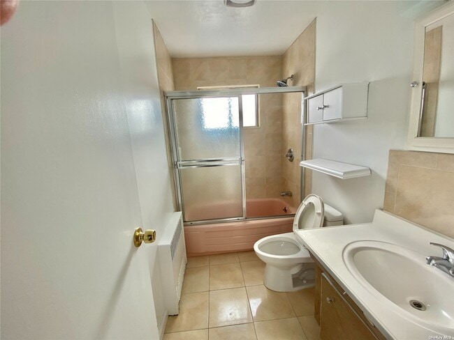 Building Photo - 54-20 Kissena Blvd