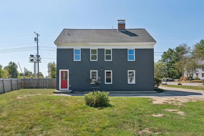 Building Photo - Modern Comfort Meets Country Charm in Cumberland