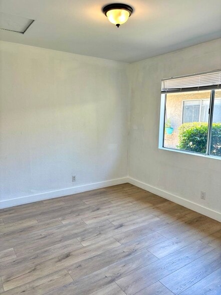 Building Photo - 21725 Dracaea Ave