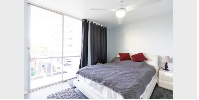 Master Bedroom with a view - 2575 Kuhio Ave