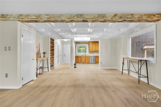 Building Photo - 12502 Apache Ave