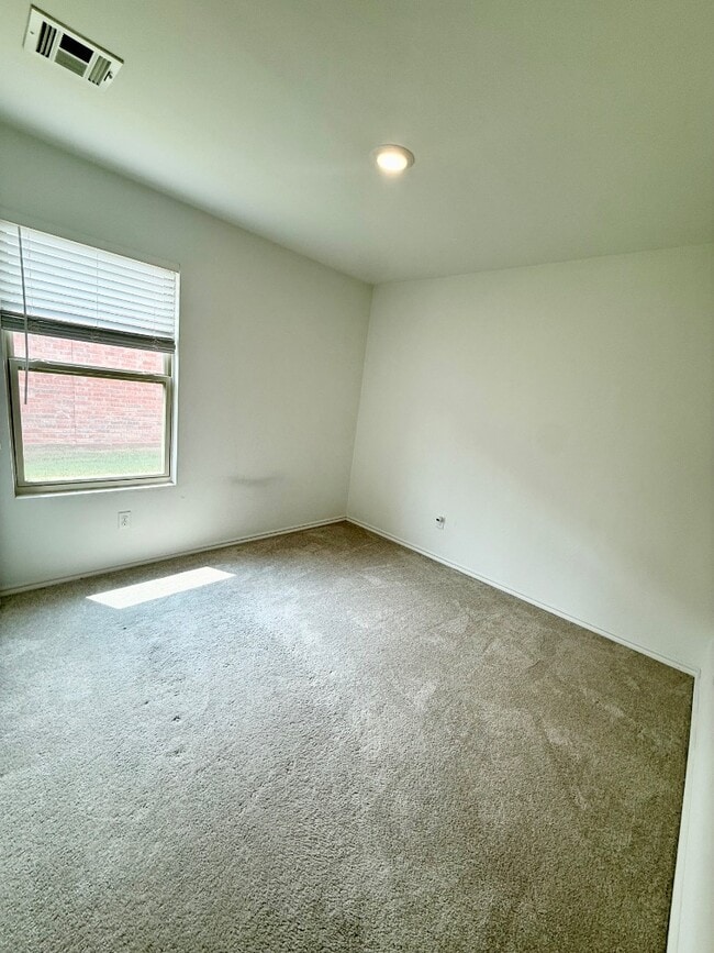 Building Photo - 3733 Palmetto Blf Dr