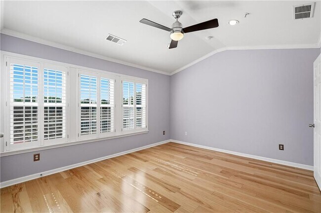 Building Photo - 1130 Kilmington Ct
