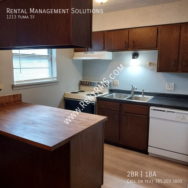 Building Photo - 1213 Yuma St