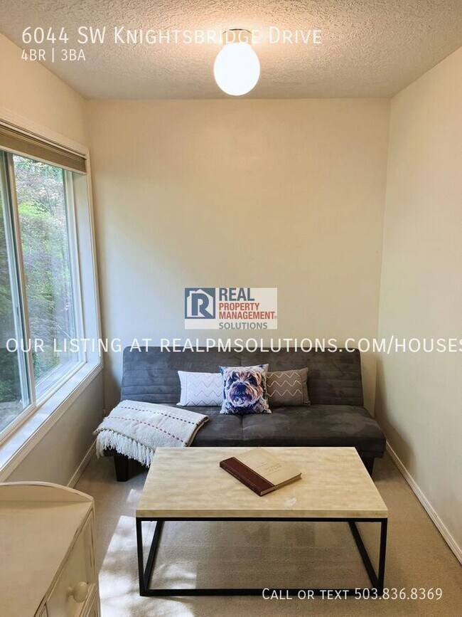 Building Photo - 6044 SW Knightsbridge Dr