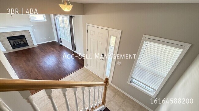 Building Photo - 2125 Orchard Ridge Dr NW