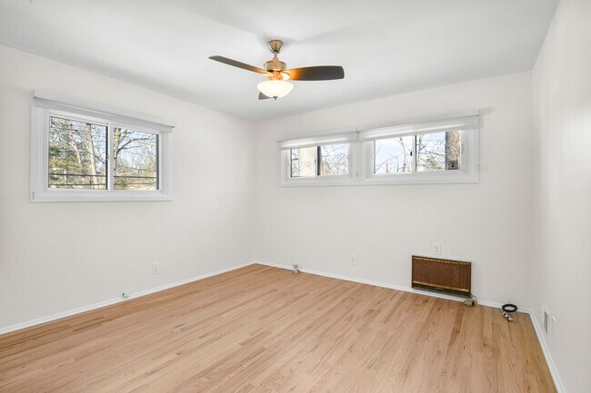 Building Photo - 25 Woodhollow Ln