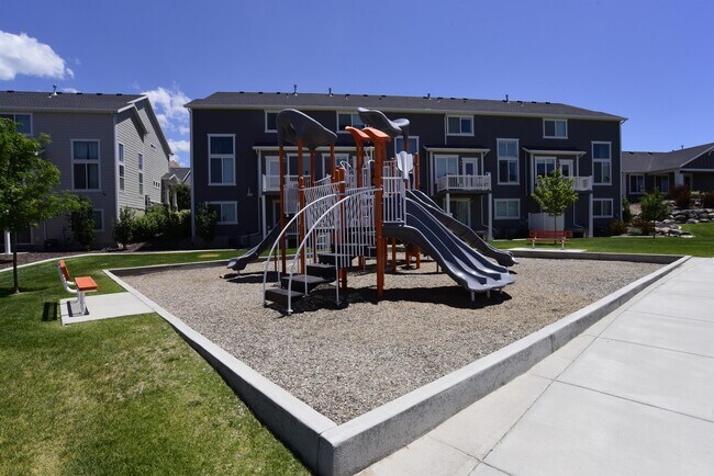 Building Photo - 15355 Tarawa Dr