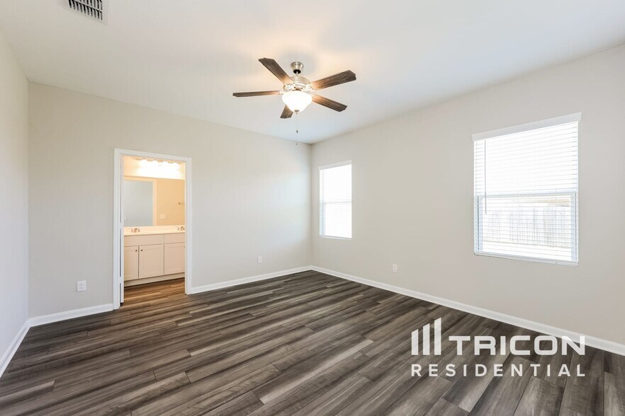 Building Photo - 14388 Gunsight Pass