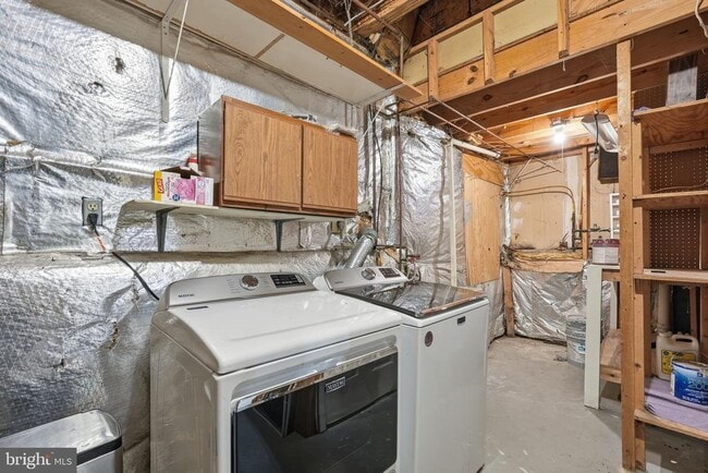 Building Photo - 6739 Rockledge Pl