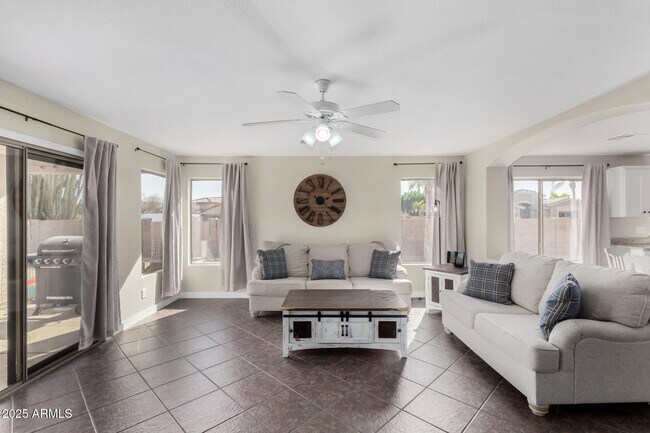 Building Photo - 16035 N 159th Dr