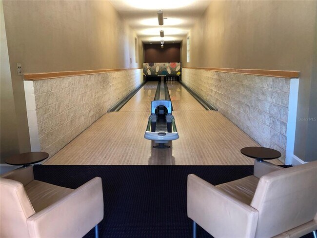 Building Photo - 5572 Metrowest Blvd