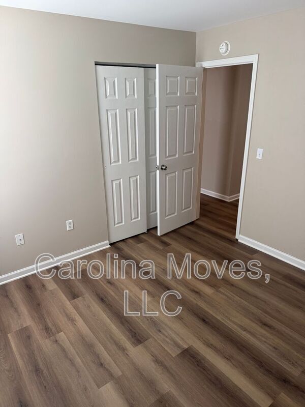 Building Photo - 210 Morell Dr