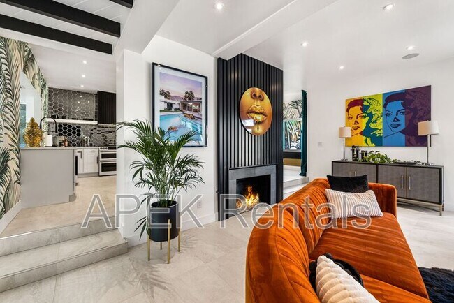 Building Photo - 2325 N Girasol Ave