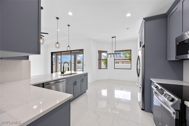 Building Photo - 1609 Nelson Rd N