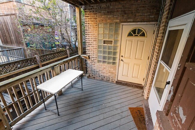Building Photo - 448 W Arlington Pl