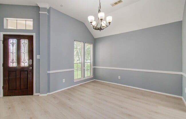 Building Photo - 6139 Rachels Ct