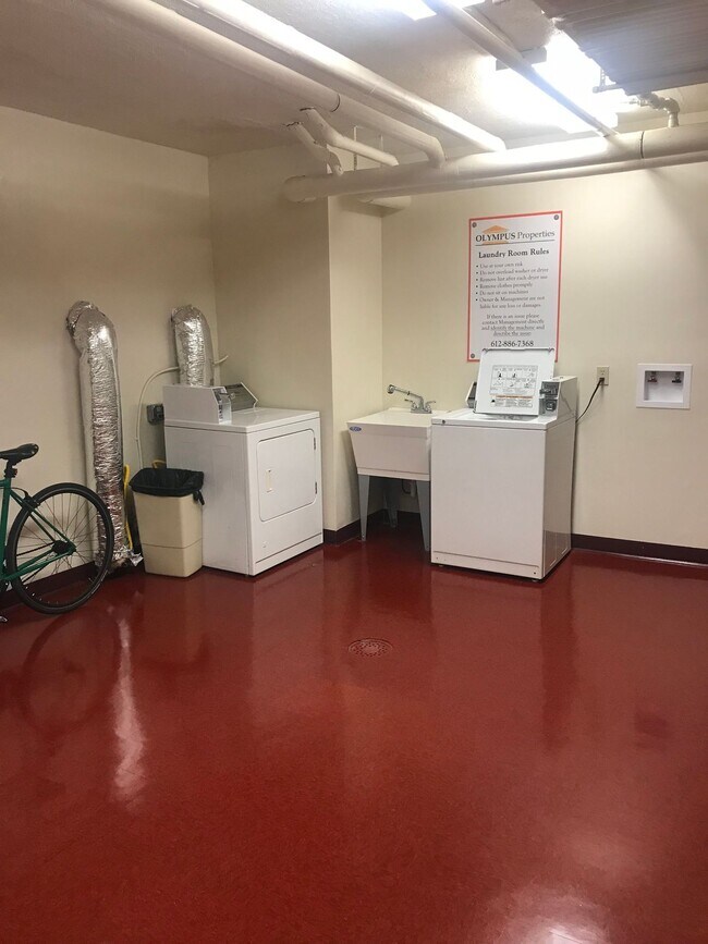 Building Photo - 4233 Nicollet Ave S