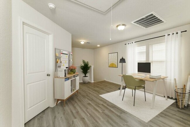 Building Photo - 5218 Jade Crossing