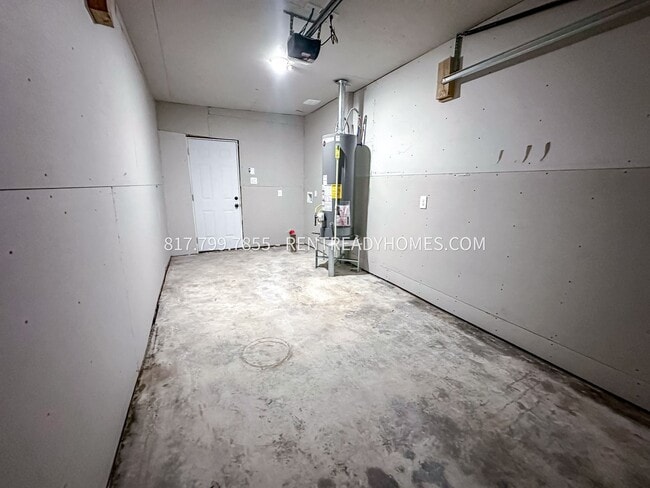 Building Photo - 6663 Myrtle St