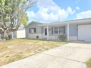 Building Photo - 3330 Rosefield Dr