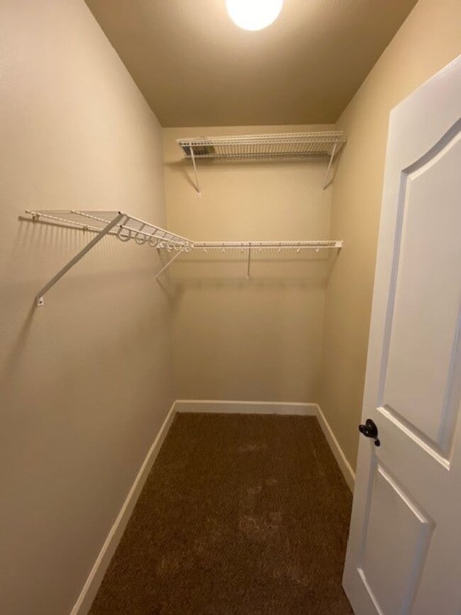Building Photo - 6740 N Spurwing Loop