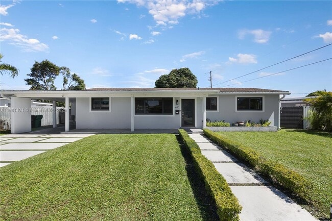 Building Photo - 4165 W 5th Ln