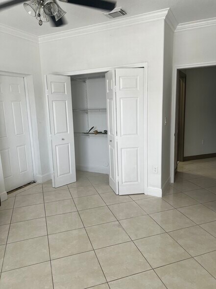 Building Photo - 13991 SW 152nd Ter