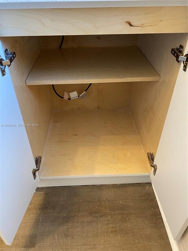 Building Photo - 40 Almeria Ave