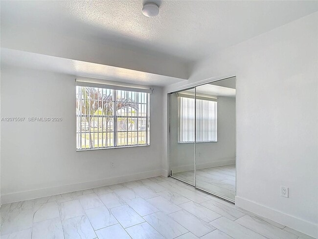 Building Photo - 4487 Pocatella Ave