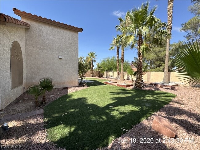 Building Photo - 8240 Marcasel Dr