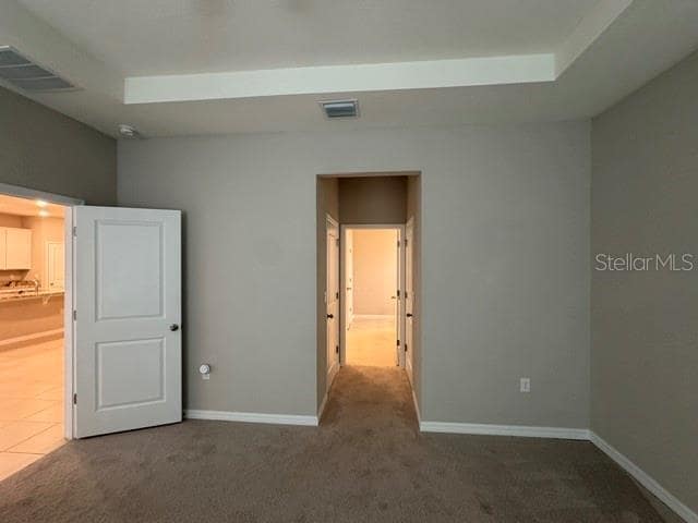 Building Photo - 8899 SW 50th Ave