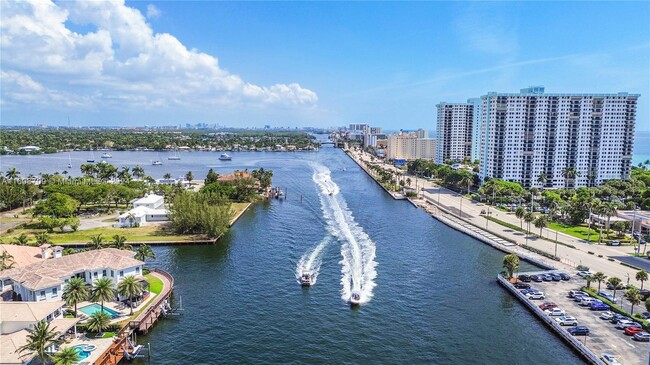 Building Photo - 1400 S Ocean Dr