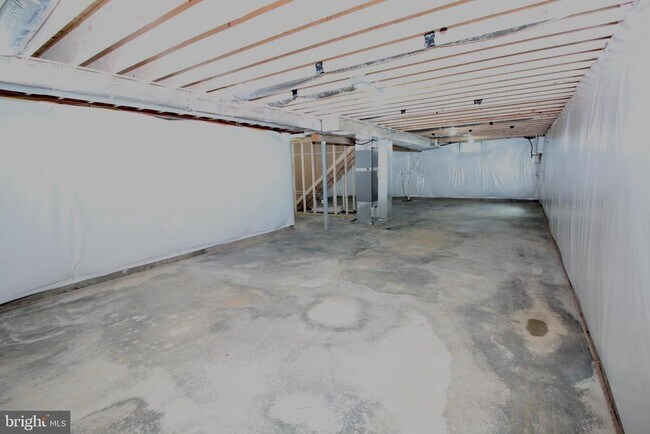 Building Photo - 83 Cherry Blossom Ct