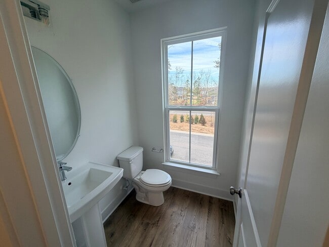 Building Photo - 15307 Sunray Aly