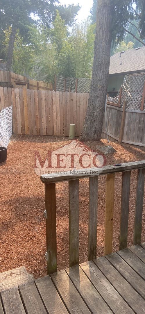 Building Photo - 16701