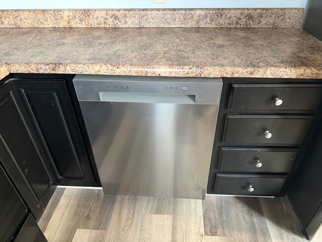 Building Photo - Fully remodeled 3 bedroom in great neighborhood - Iola