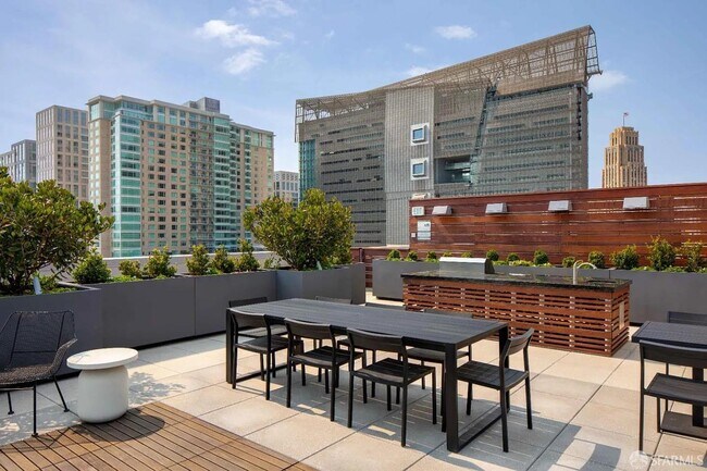 Building Photo - 588 Minna St