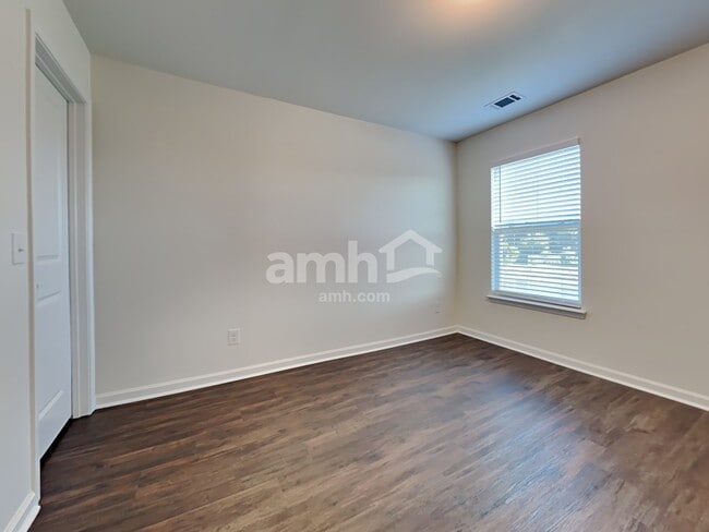 Building Photo - 103 Westover Dr