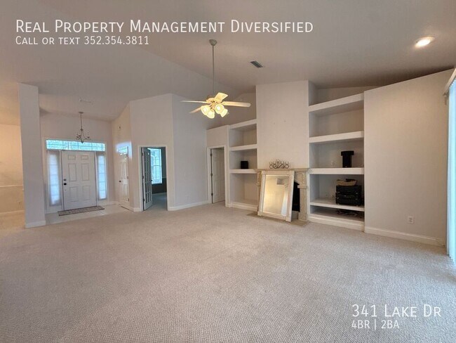 Building Photo - 341 Lake Dr