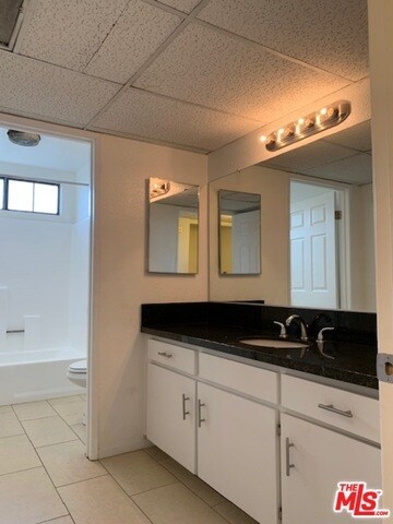 Building Photo - 4353 Coldwater Canyon Ave